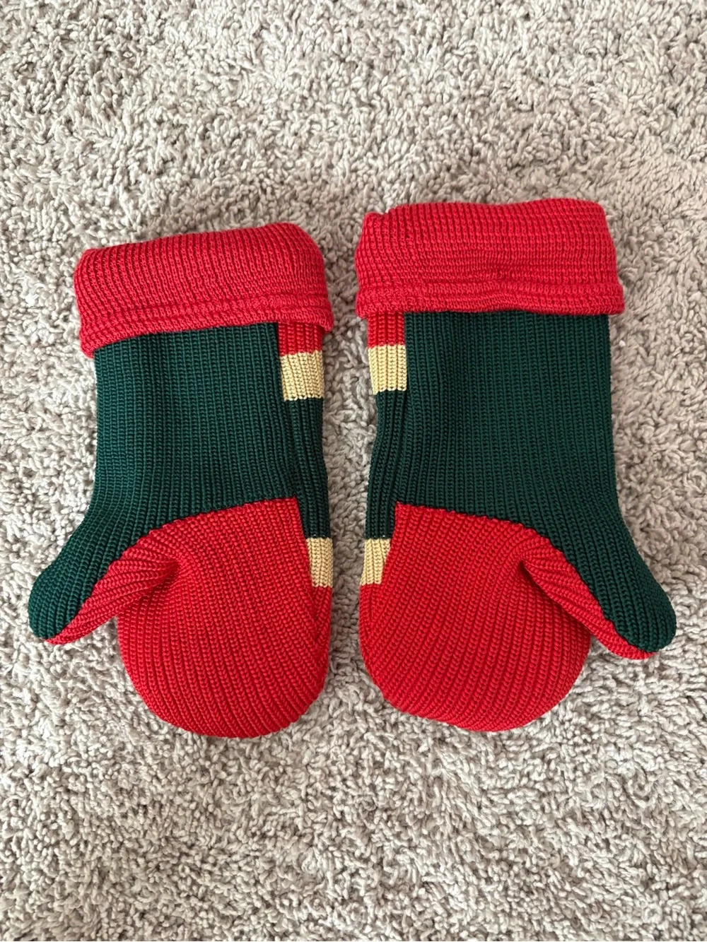 Wild Hockey Team Red & Green Fleece Lined Knit Mittens